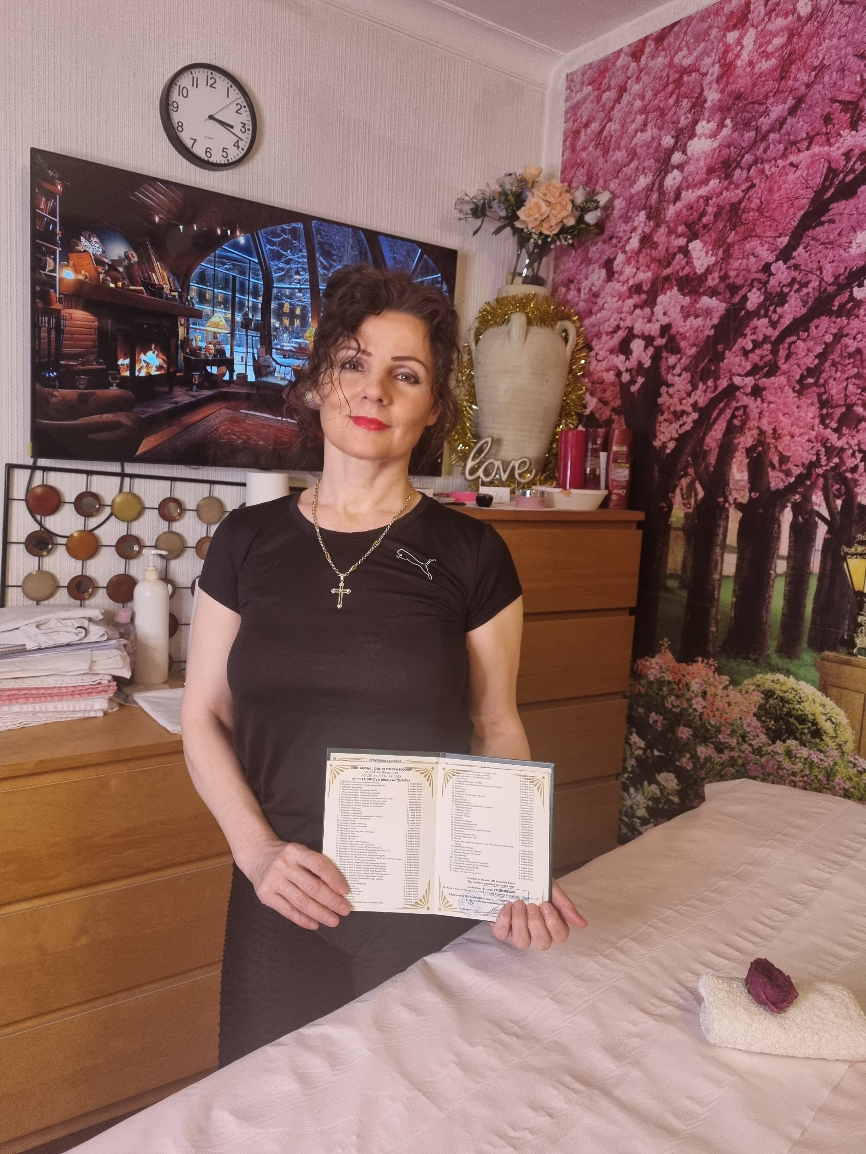 Female Massage Therapist in London Petya